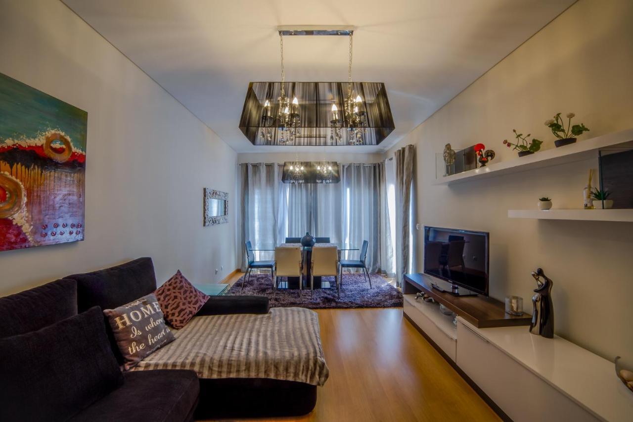 Lovely Apartment Near Airport And Nations Park, With Garage Loures Bagian luar foto