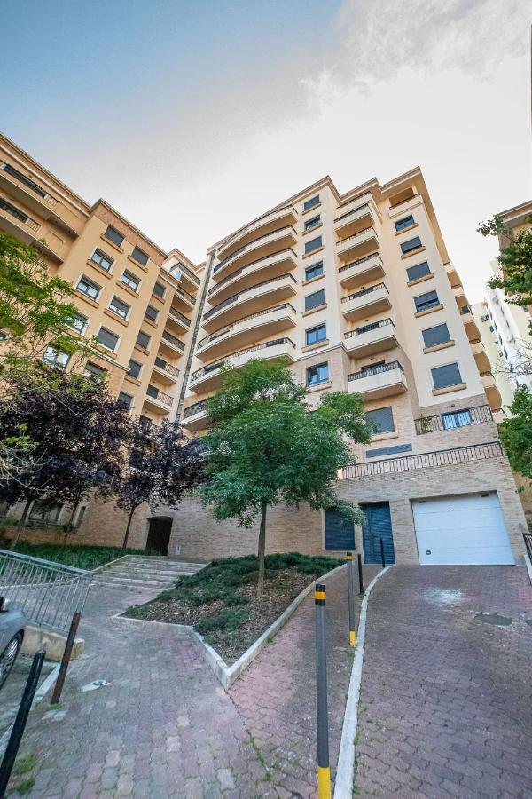 Lovely Apartment Near Airport And Nations Park, With Garage Loures Bagian luar foto