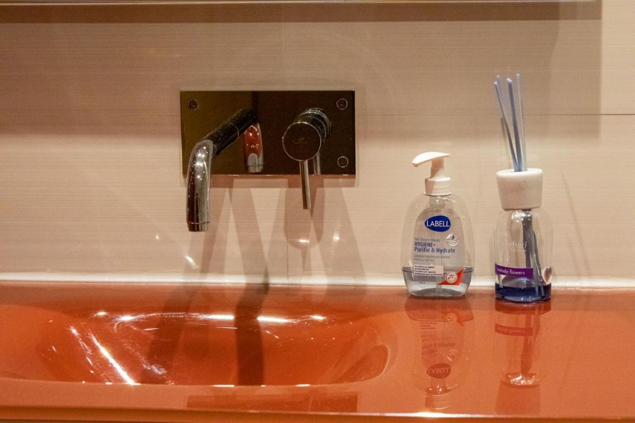 Lovely Apartment Near Airport And Nations Park, With Garage Loures Bagian luar foto