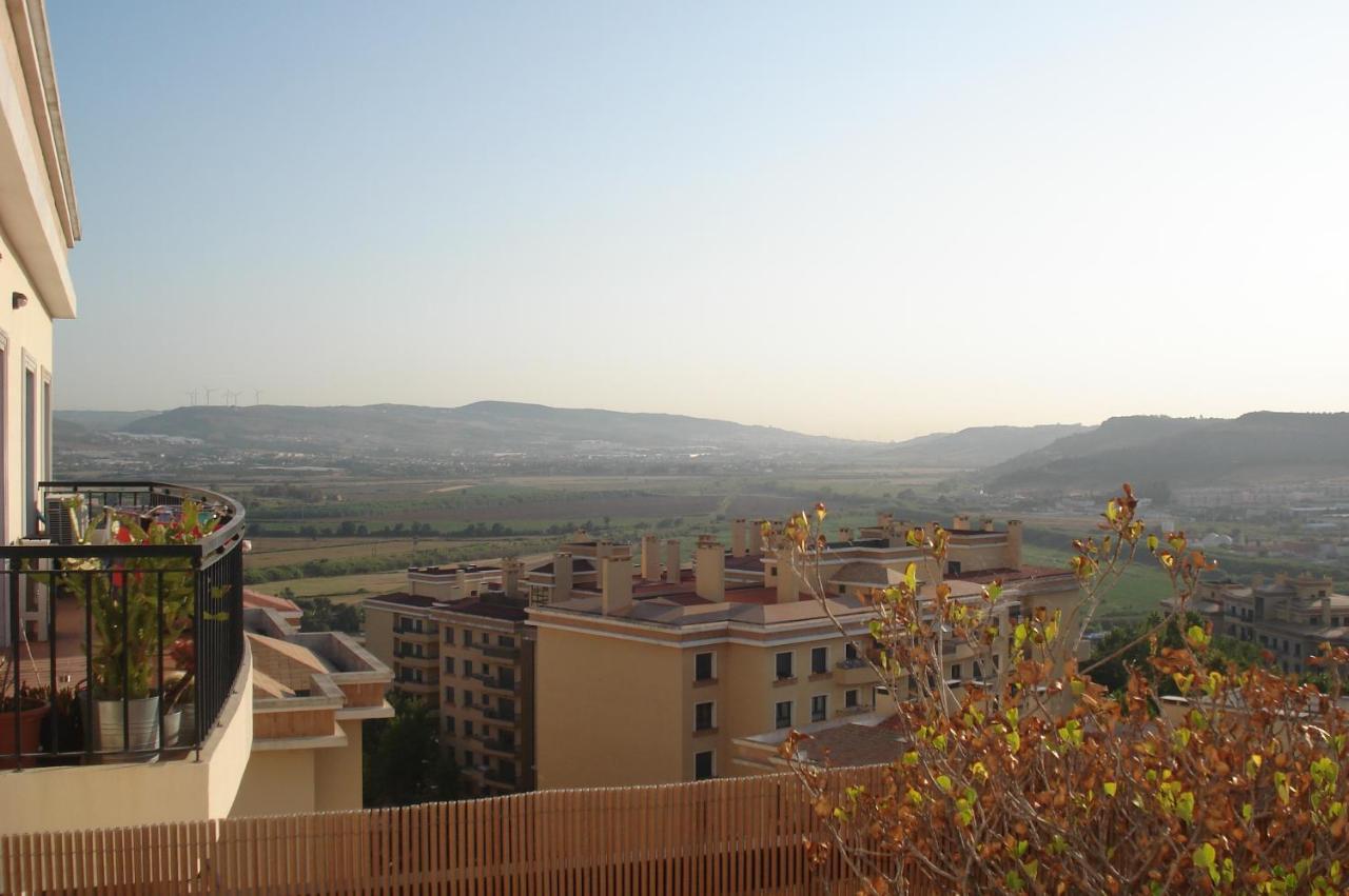 Lovely Apartment Near Airport And Nations Park, With Garage Loures Bagian luar foto