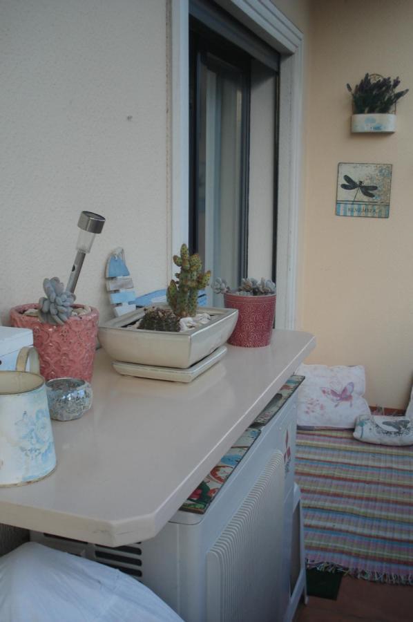 Lovely Apartment Near Airport And Nations Park, With Garage Loures Bagian luar foto